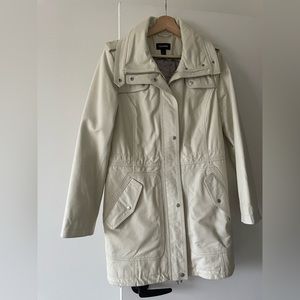 Danier White Leather Fully Lined Winter Coat Jacket - small